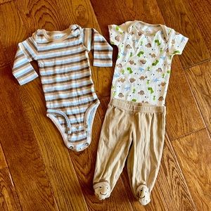 Carter’s 3 Months Dinosaur Outfit Set
